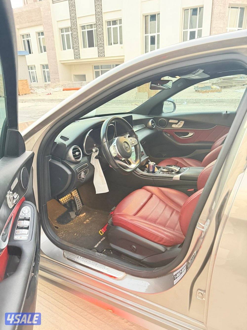 للبيع C200 صبغ الوكاله بحاله الوكاله عداد 83الف شرط الفحص1