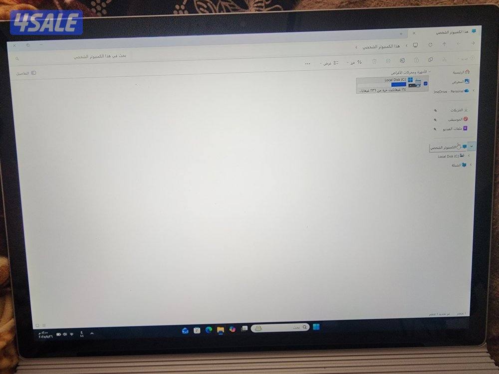 سيرفيس بوك ٣1