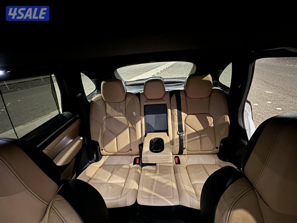 بحاله ممتازه جدا V610