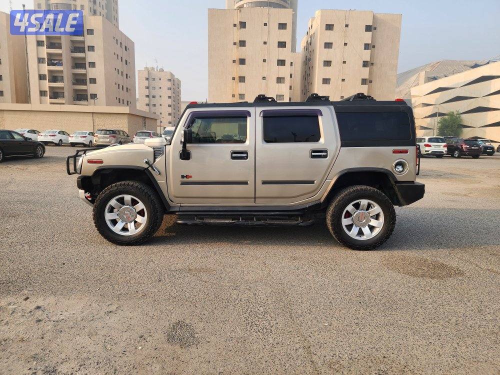 2004 Hummer H21