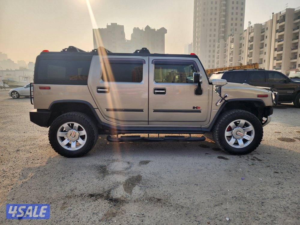 2004 Hummer H24