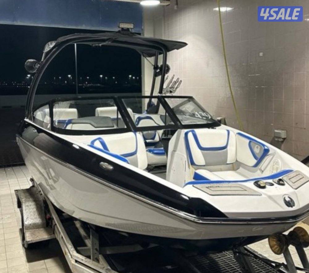 للايجار طراد يماها حق الي يملك ليسن بحري ايجار يومي وشهري0