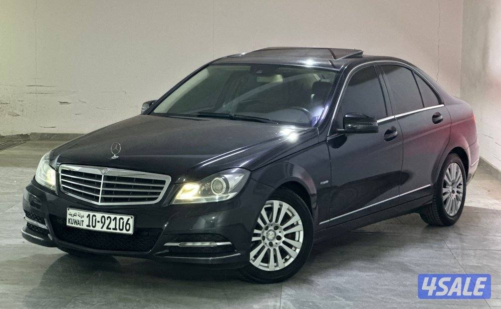 مرسيدس C250 موديل 2012 كامل المواصفات بحال الوكاله بالكامل بيعه سريعه0