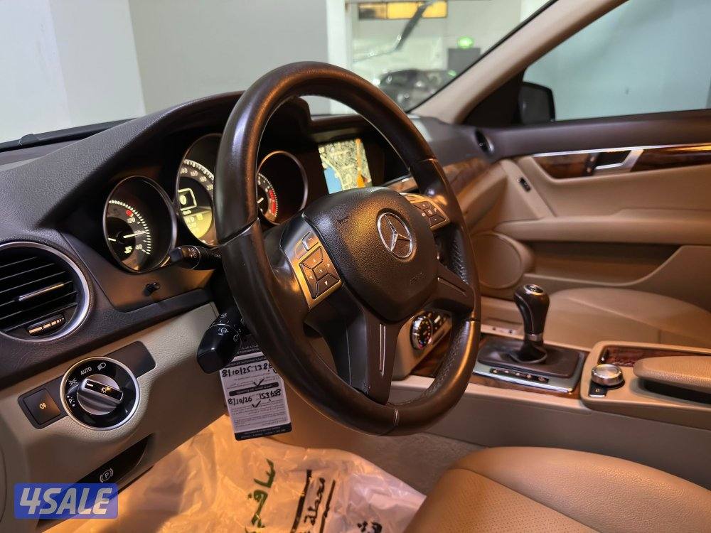 مرسيدس C250 موديل 2012 كامل المواصفات بحال الوكاله بالكامل بيعه سريعه7