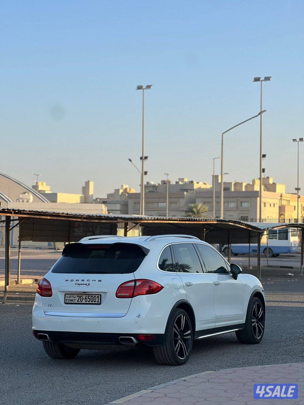 للبيع بورش3