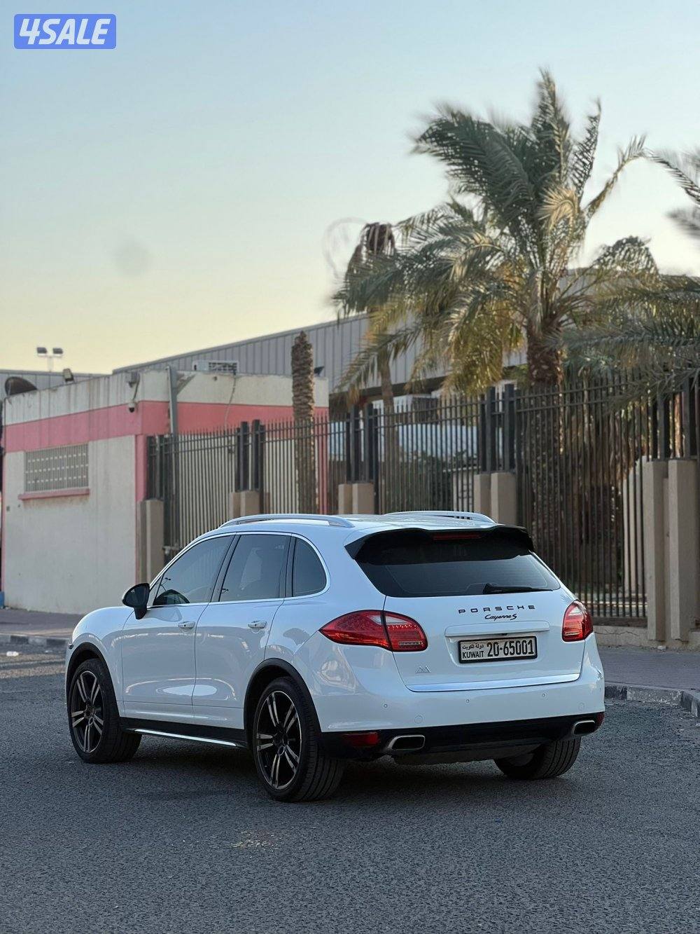 للبيع بورش5