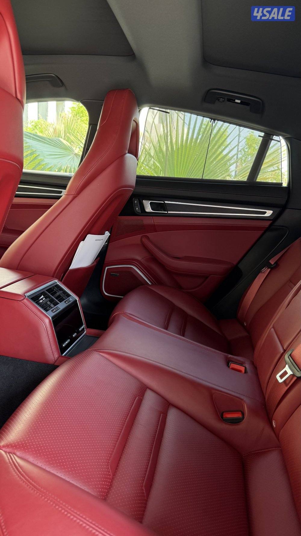 بورش باناميرا 20239