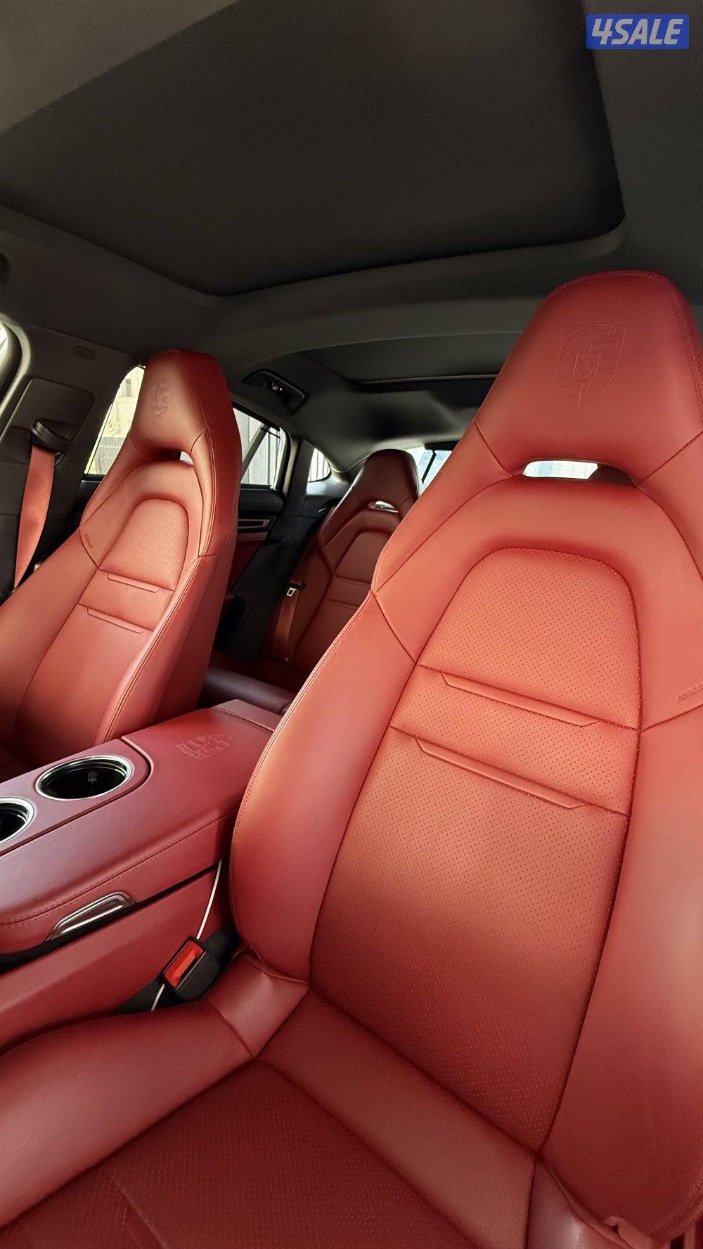 بورش باناميرا 202310