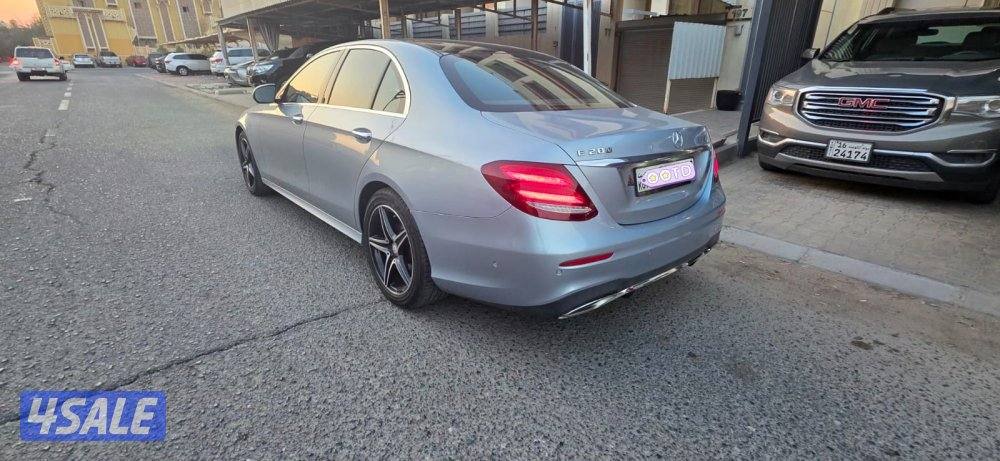 مرسيدسE200 ماشي ٧٦ ألف 6 سلندر حالة نادرة8