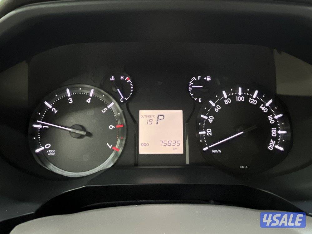 TOYOTA PRADO 6 CYL STANDARD OPTION3