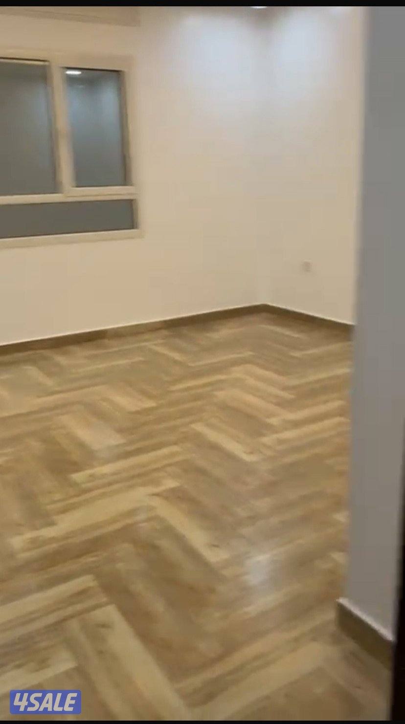 سعدالعبدالله ( نرحب بالجميع ؛ اسره صغيره + موظف حكومي)5