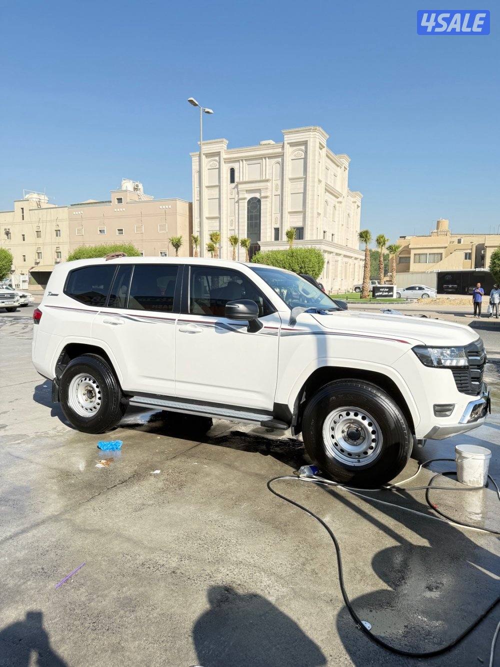 لاند كروزر٢٢1