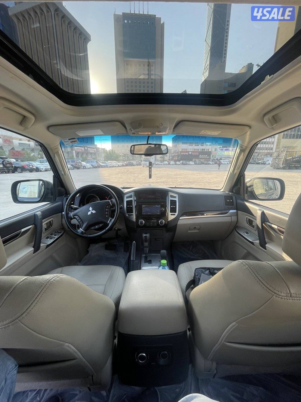 Pajero 2022 full options- باجيرو ٢٠٢٢ فل اوبشنز5