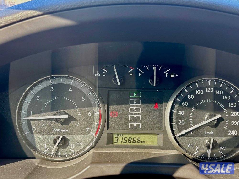 2012 Toyota Land Cruiser GXR V8 (GCC Specs) – Expat Leaving Kuwait6