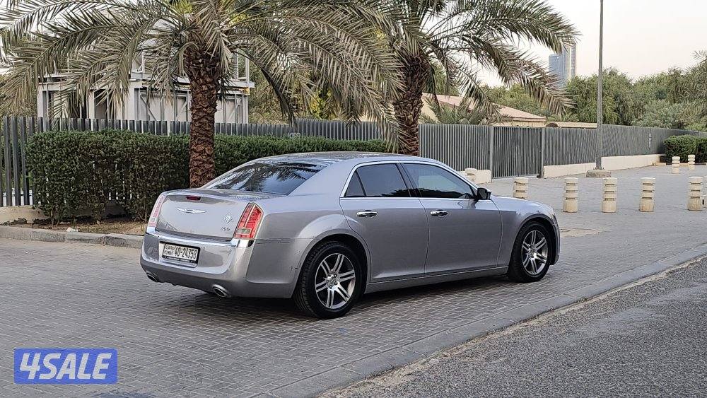 كرايزلر c300 وكاله مالك أول1