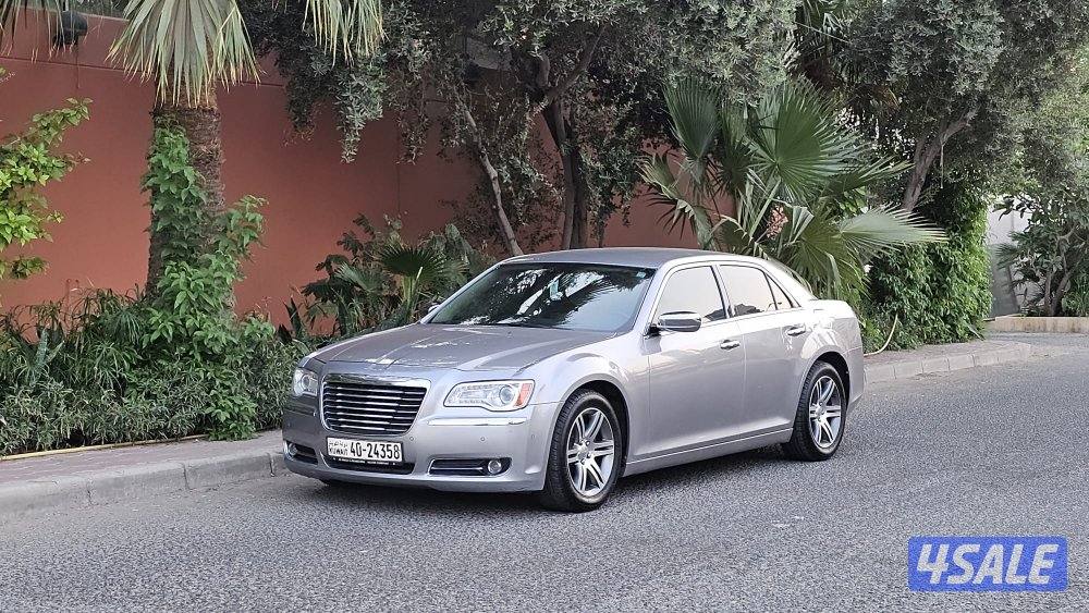 كرايزلر c300 وكاله مالك أول5