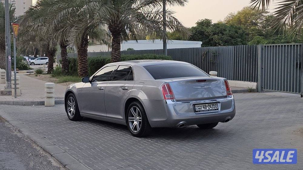 كرايزلر c300 وكاله مالك أول6