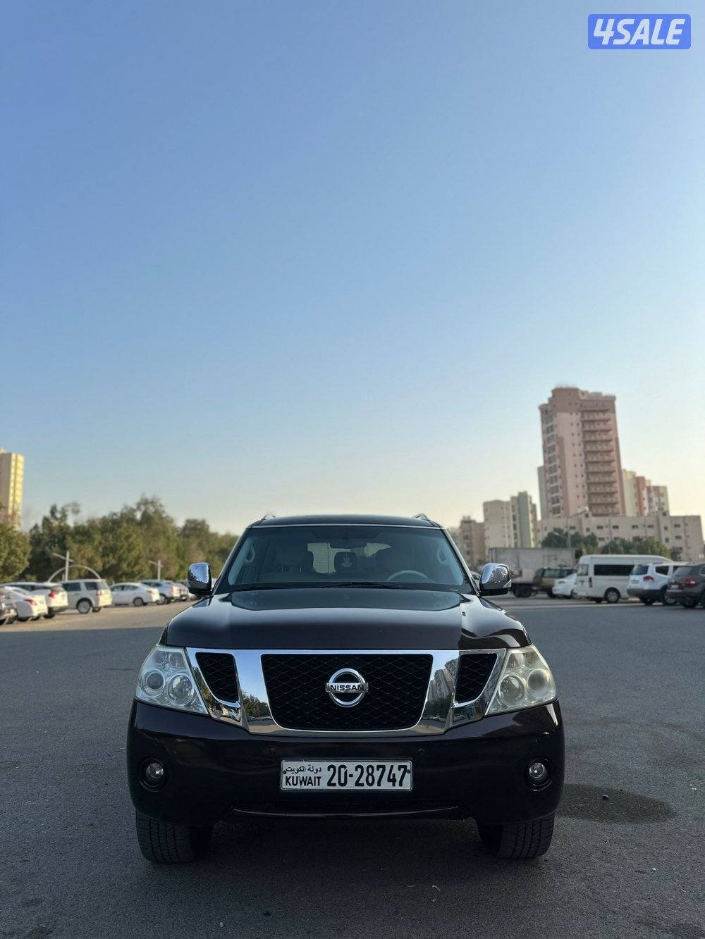 للبيع نيسان باترول  LE400 موديل 2012 عداد 299 شرط الفحص قير و ماكينه2