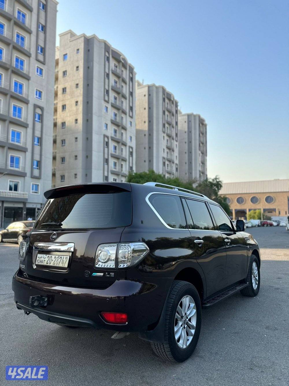 للبيع نيسان باترول  LE400 موديل 2012 عداد 299 شرط الفحص قير و ماكينه4