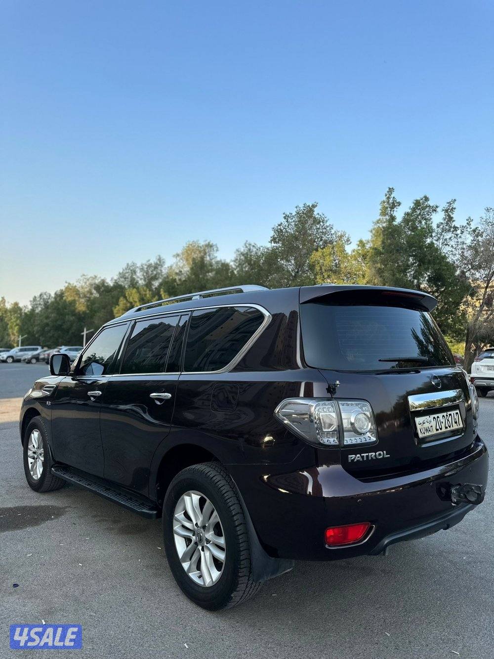 للبيع نيسان باترول  LE400 موديل 2012 عداد 299 شرط الفحص قير و ماكينه5