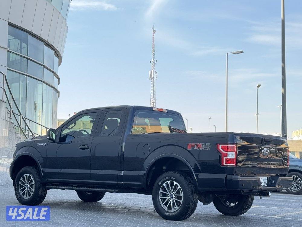 للبيع وانيت فورد F150 موديل 20201