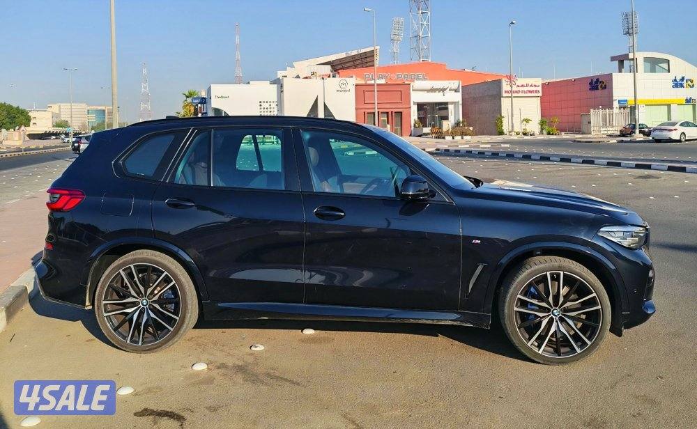 للبيع 2020 BMW X5 xDrive 40i M Package3