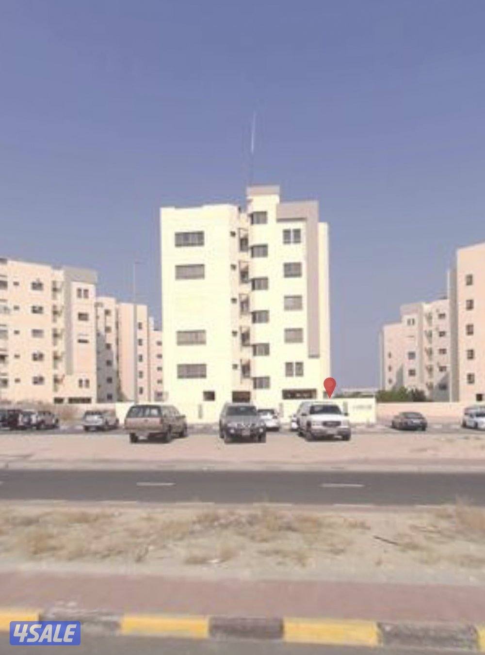 للبيع شقه جابر الاحمد فاضيه معدله ومجدده بالكالمل0