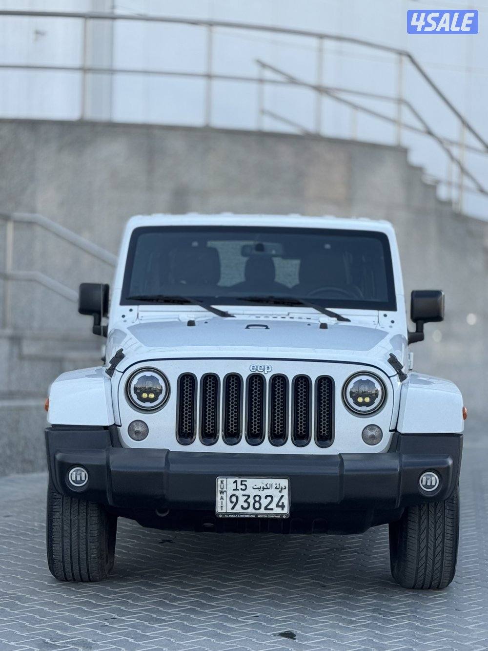 للبيع جيب رانجلر صحارا موديل 20171