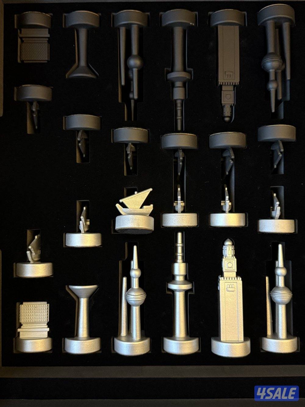 للبيع شطرنج من بنك الخليج0