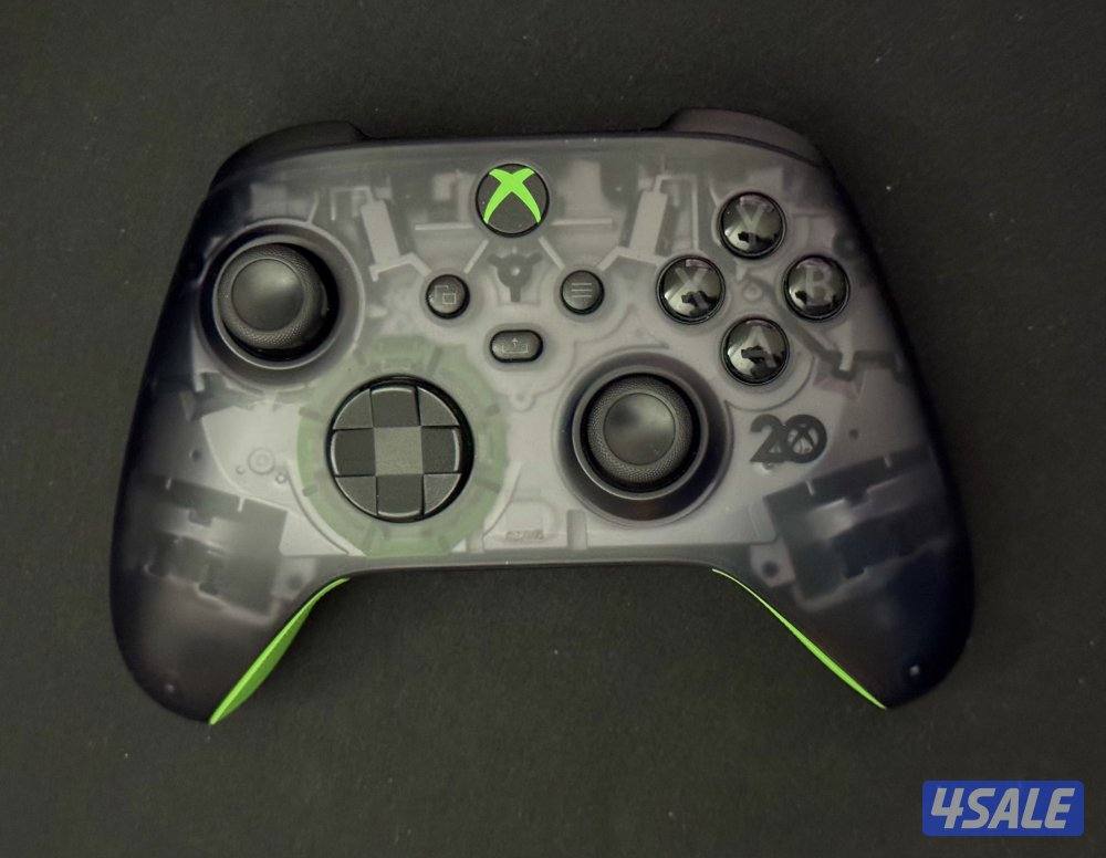 Xbox 20th anniversary controller0