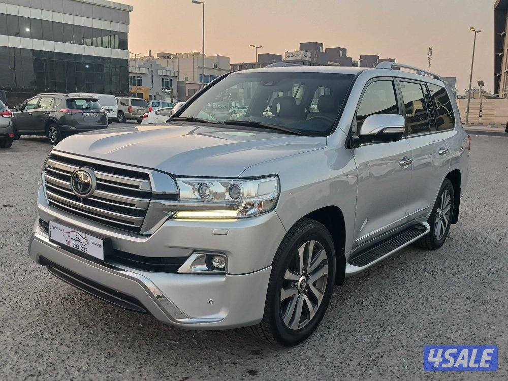 لاند كروزر VX.S  موديل 2017 صبغ الوكالة0