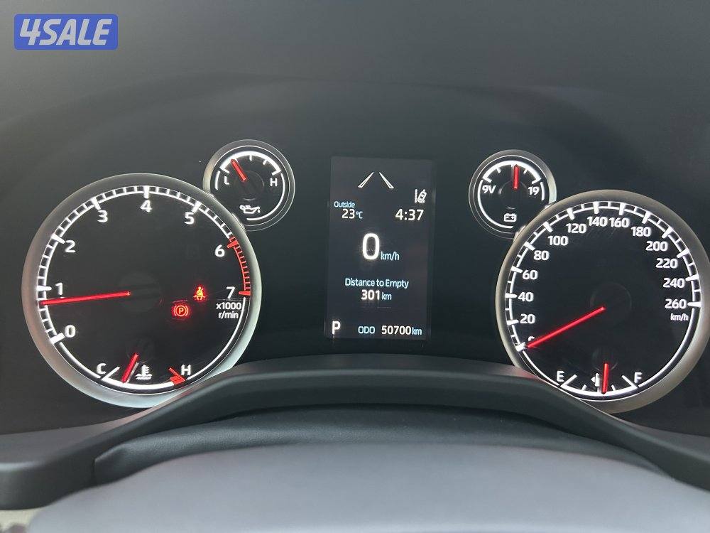 للبيع لاند كروزر GXR 202310