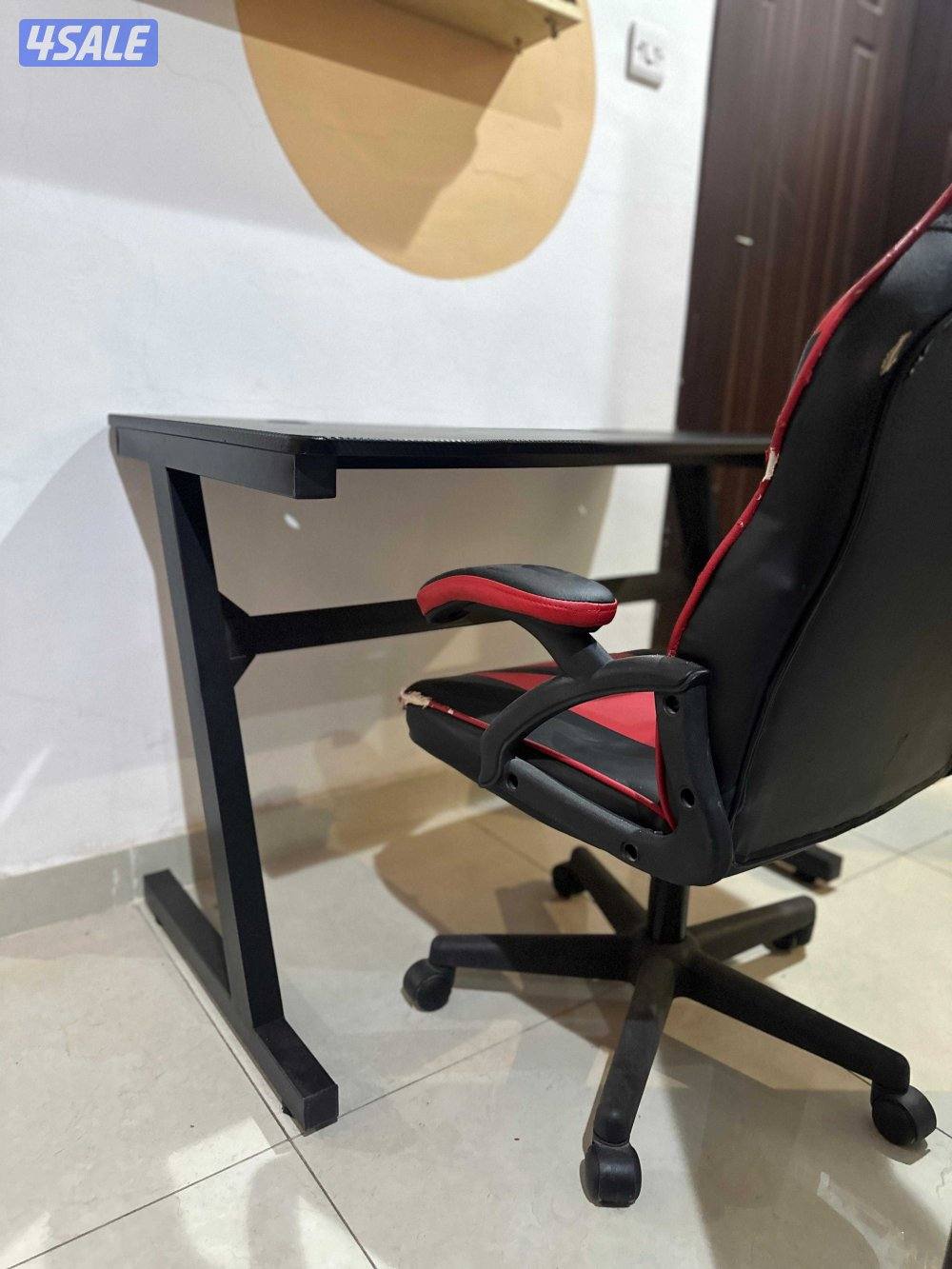 طاولة + كرسي0