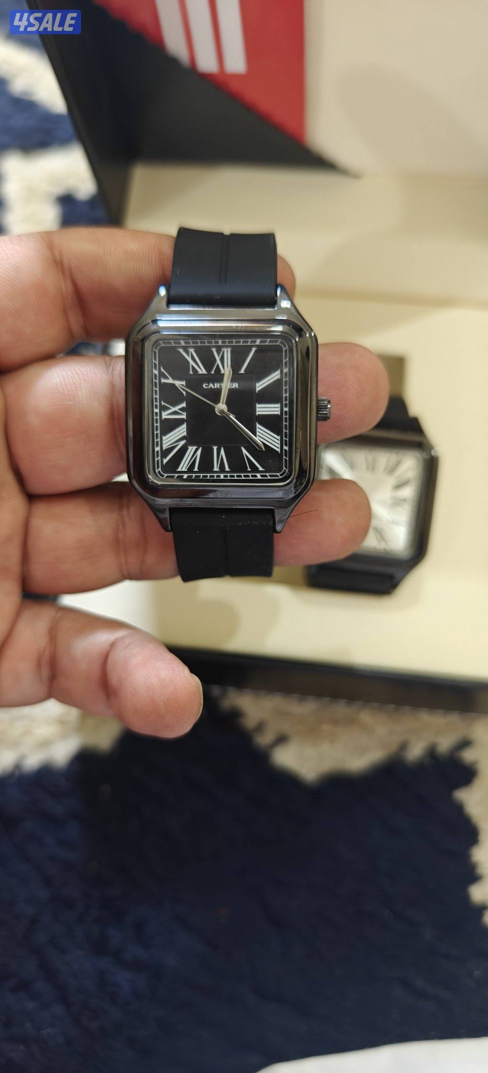 للبيع ساعتين سنغفوريات كارتير2