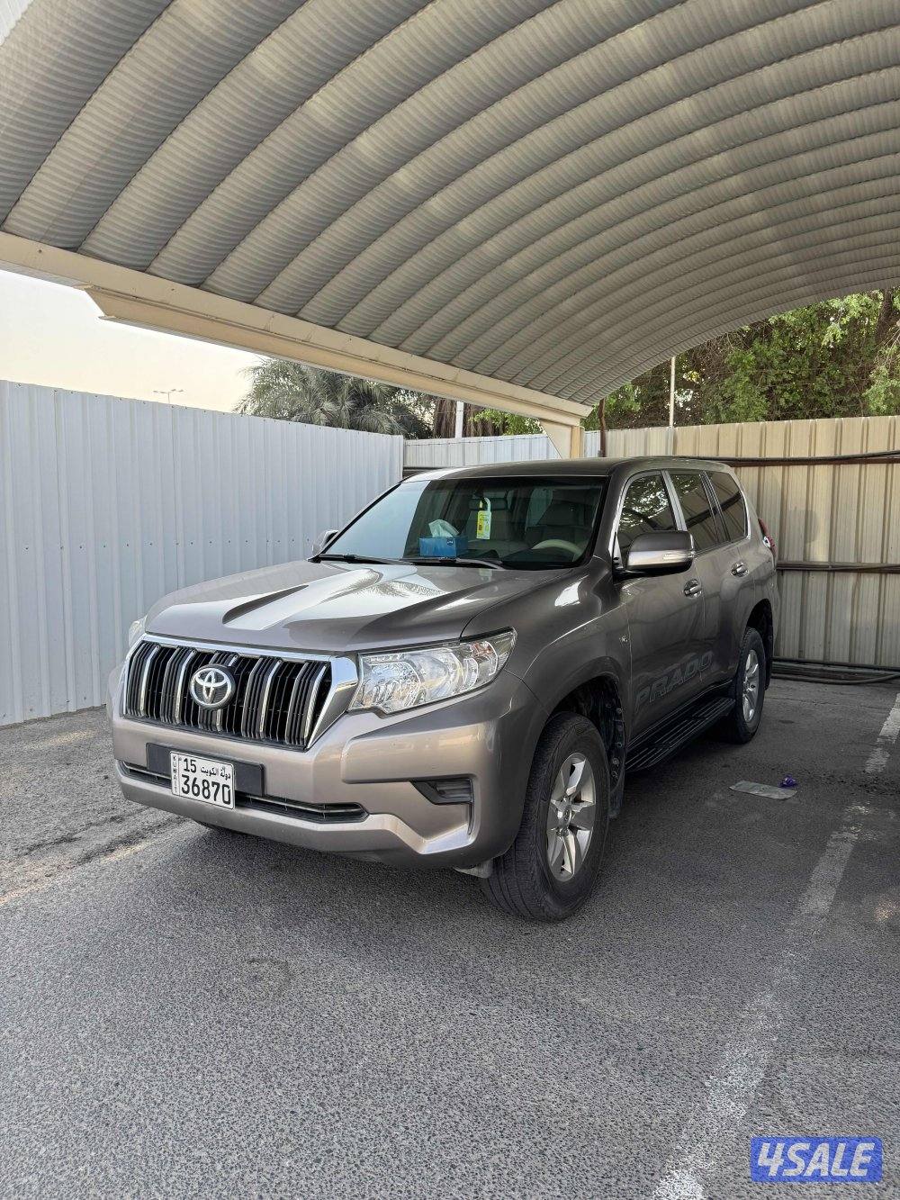 للبيع برادو TXL الساير ماشي 89 برونزي جلد 6 سلندر شرط الفحص صبغ الوكال2