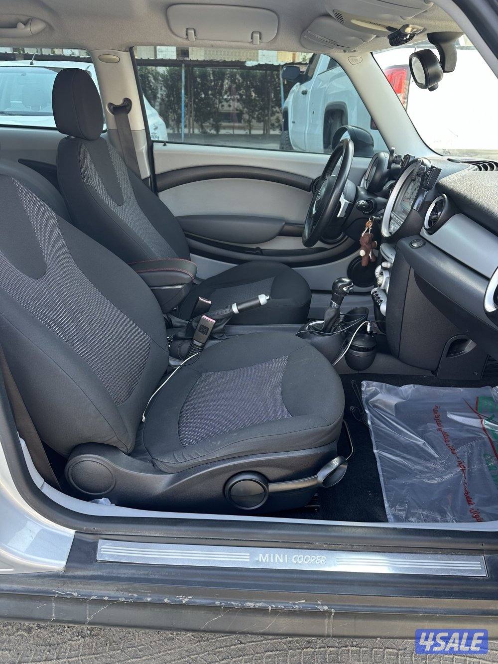 للبيع مني كوبر ٢٠٠٩8