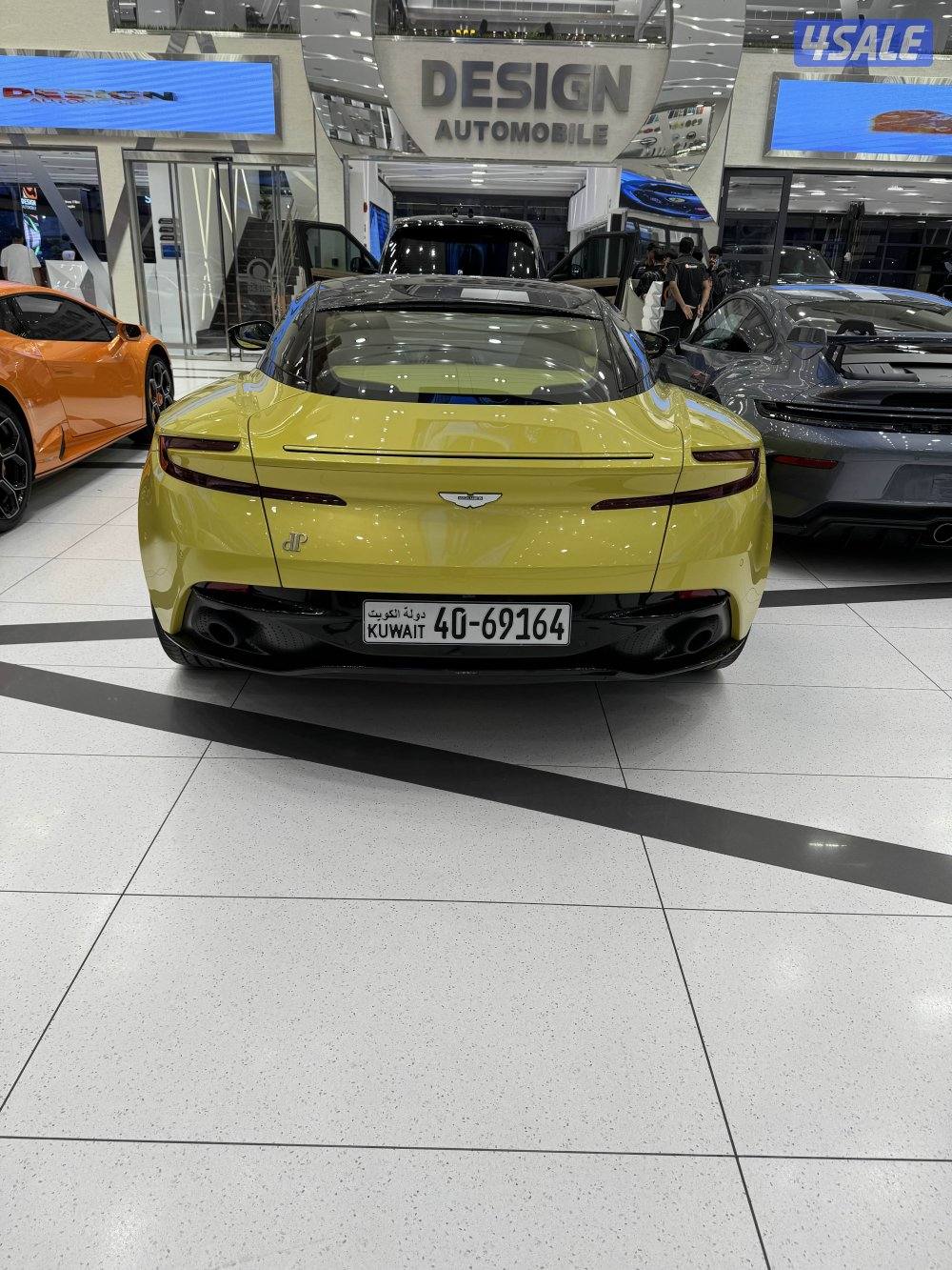 للبيع استون مارتن DP11 موديل 2017  ماشي 33 تحت الكفاله لغاية شهر 10/274