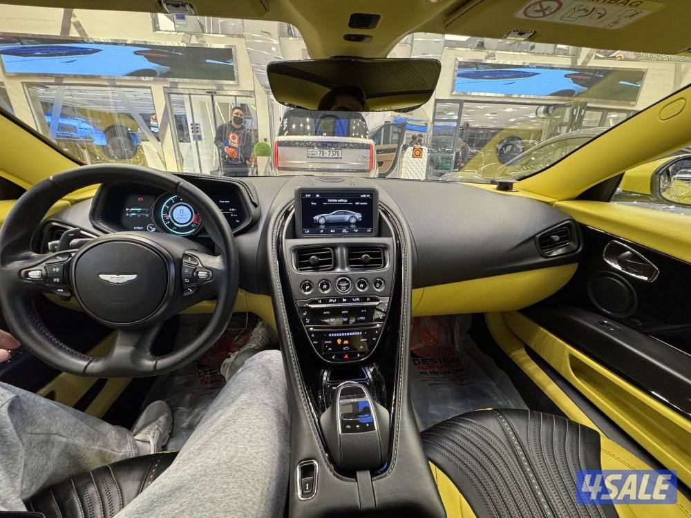 للبيع استون مارتن DP11 موديل 2017  ماشي 33 تحت الكفاله لغاية شهر 10/278