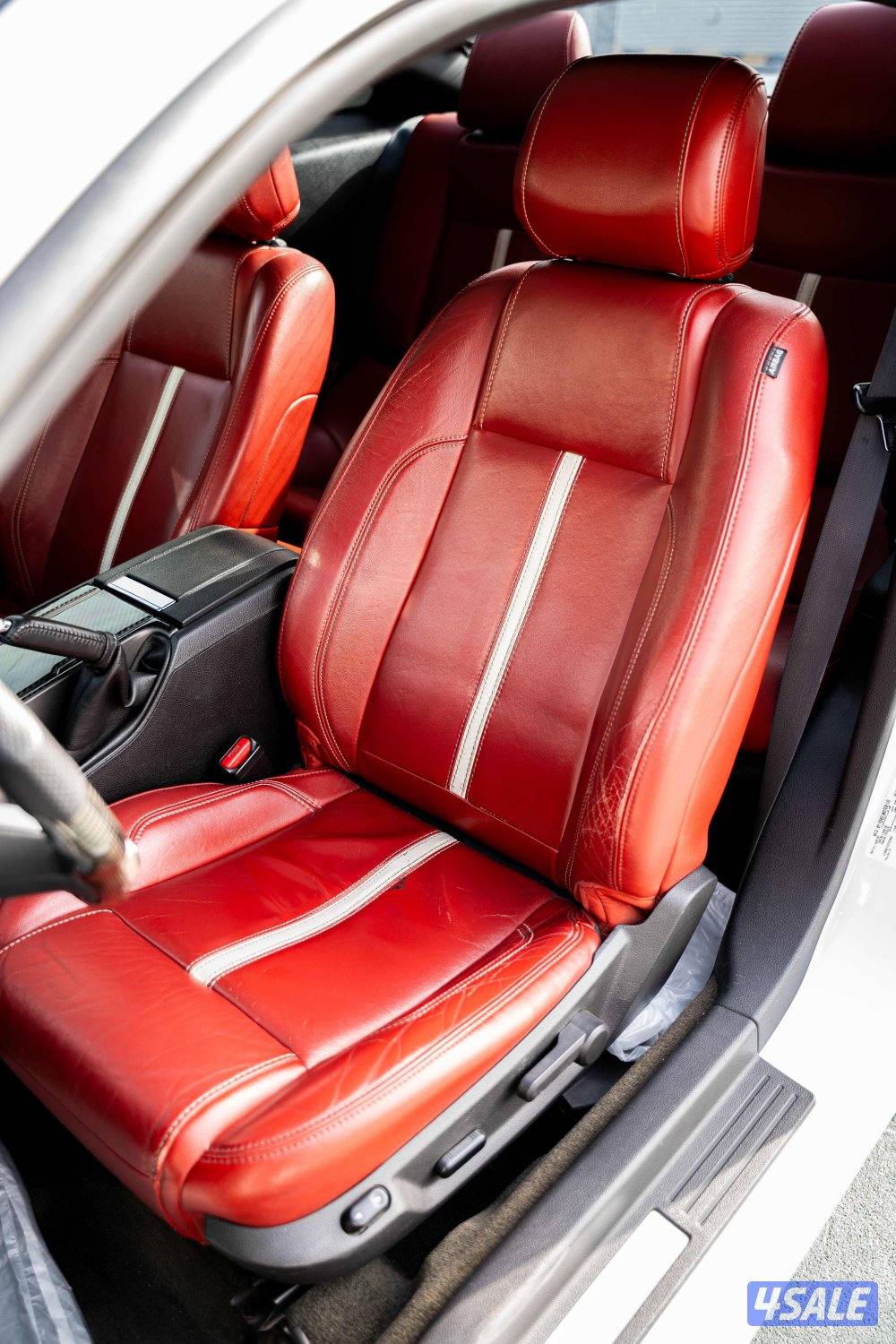 للبيع موستنغ ماشي 218 شاصي حكات ارضيه قمة النظافه11