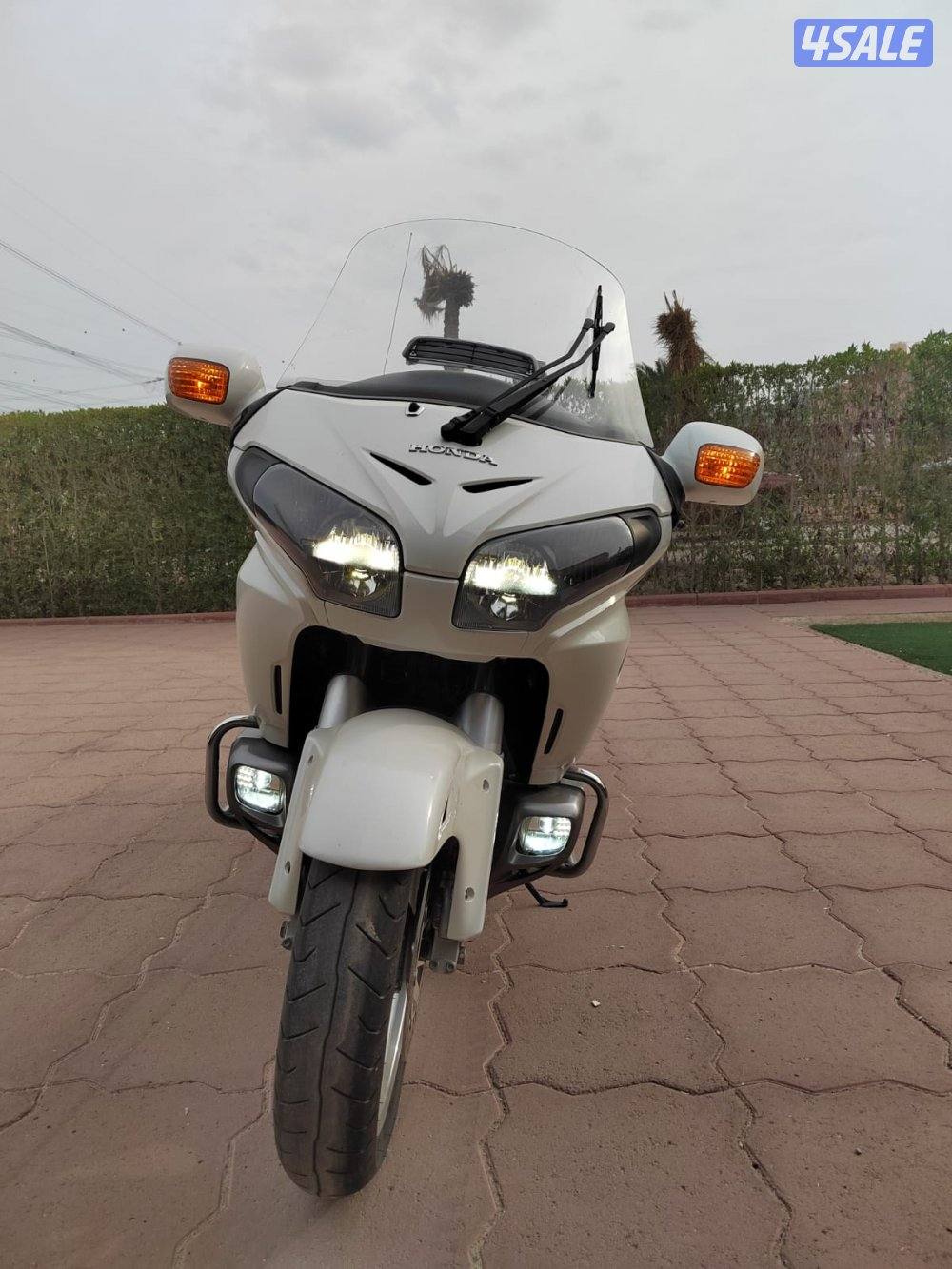 للبيع هوندا قولد وينج ٢٠١٥ وارد اليابان1