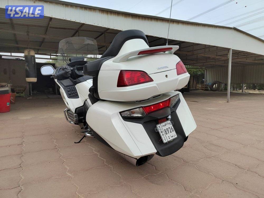 للبيع هوندا قولد وينج ٢٠١٥ وارد اليابان4