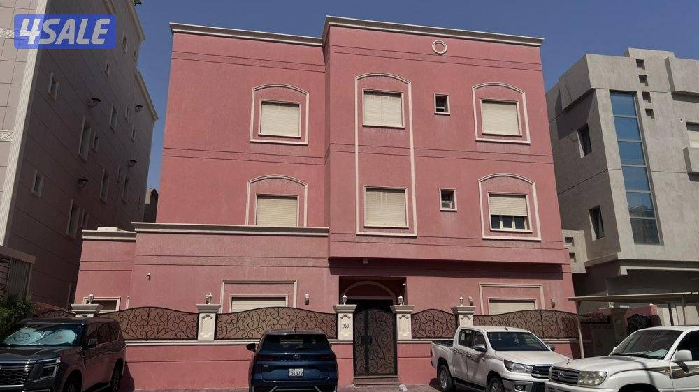 للبيع بيت بـ النسيم ٣ أدوار (500 م ) مؤجر بالكامل1