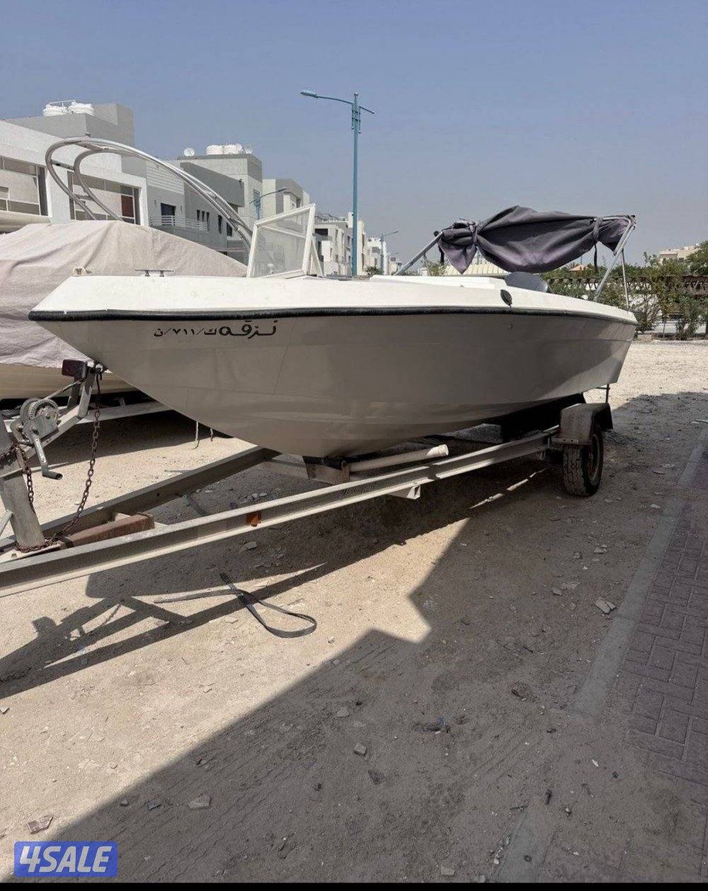 للبيع طراد أمريكي ١٩ قدم مكينة ١٧٥ توستروك (قابل للبدل ب بقي رابتر٧٠٠)0