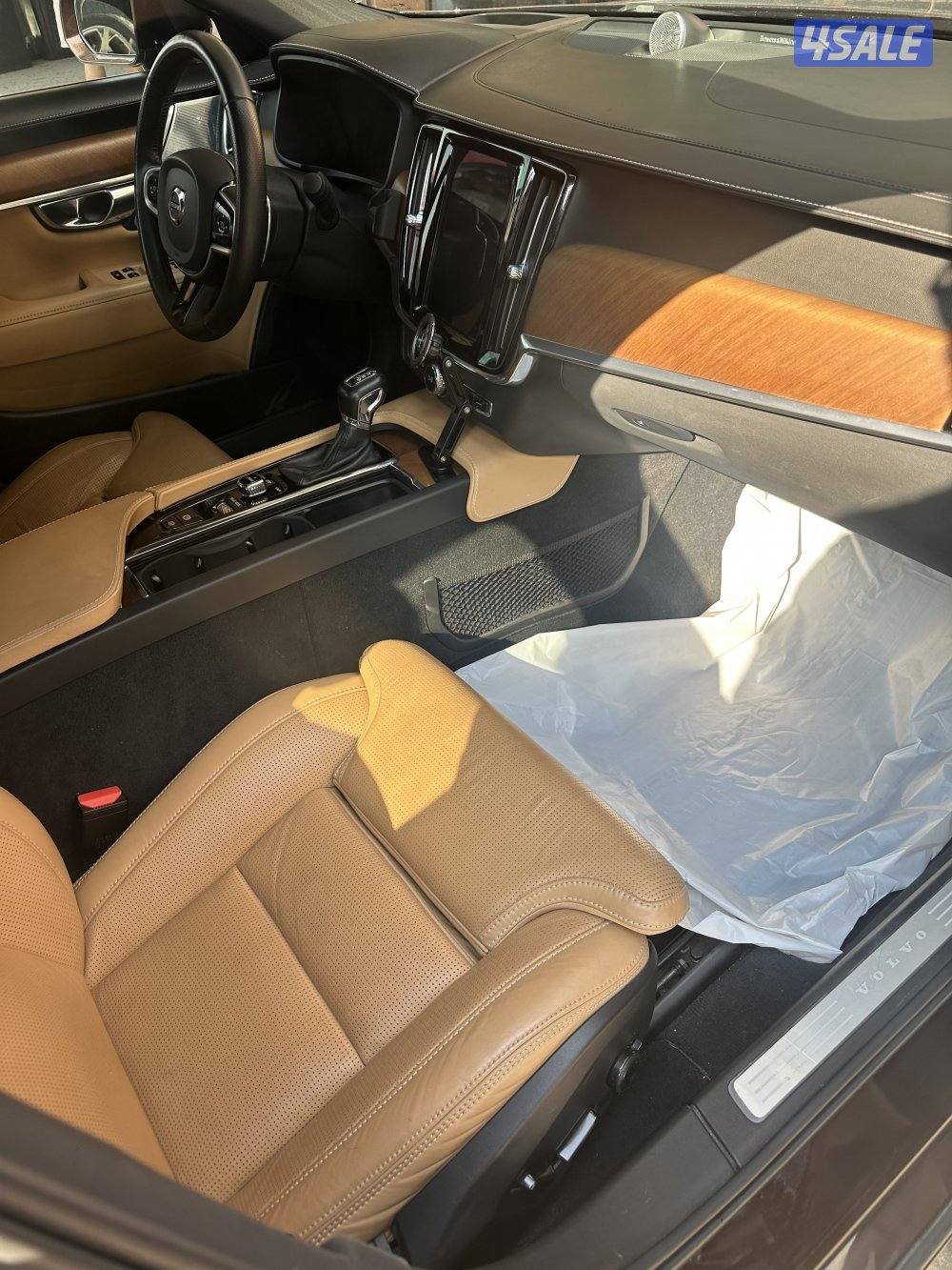 للبيع فولفو s90 موديل ٢٠١٧ ماشي ٥٨.٠٠٠ كم بحالة ممتازه6