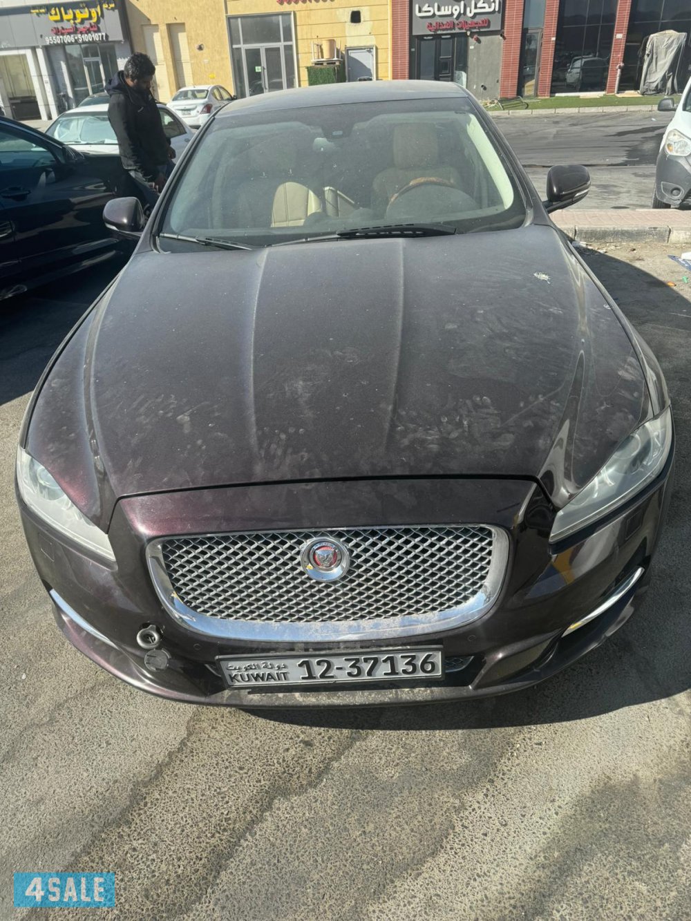 للبيع جاكور موديل ٢٠١٤ على المنظور مسيوم ٨٠٠4