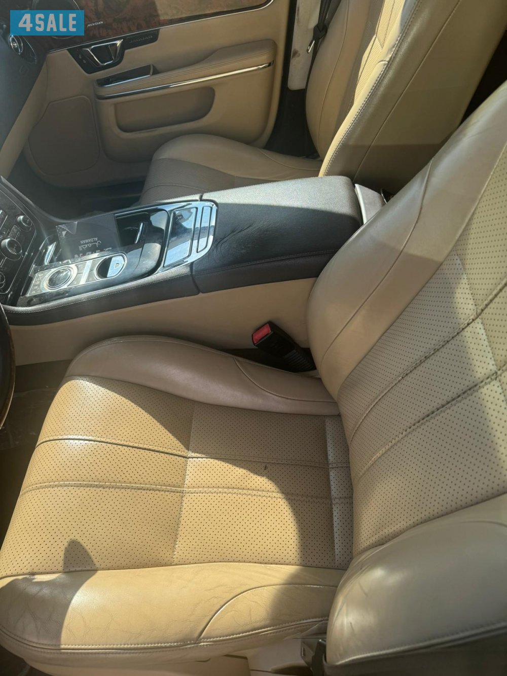 للبيع جاكور موديل ٢٠١٤ على المنظور مسيوم ٨٠٠6