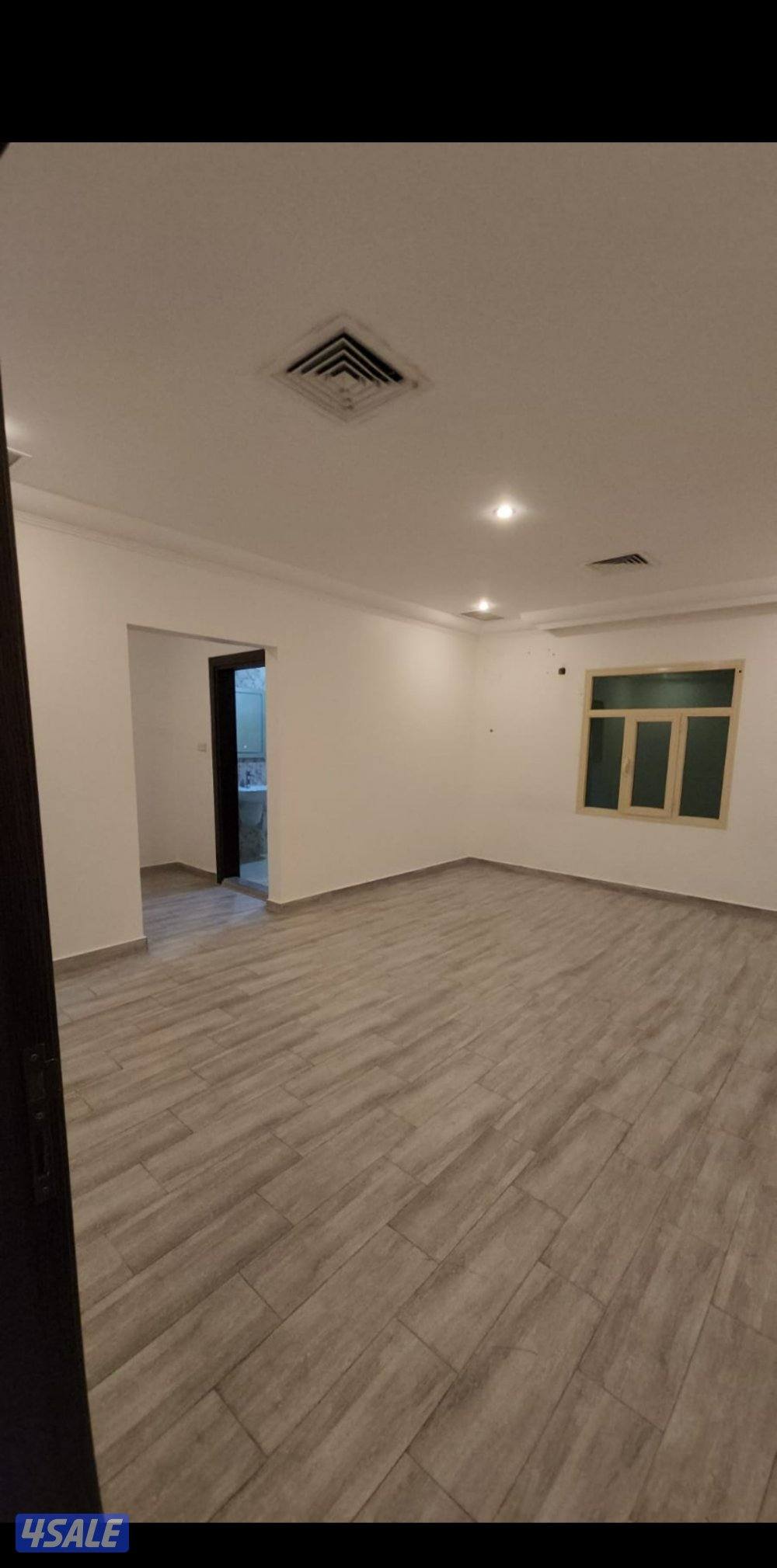 للإيجار شقة كبيرة حطين & شقق رميثية فنيطيس بيت صباح السالم القصور4