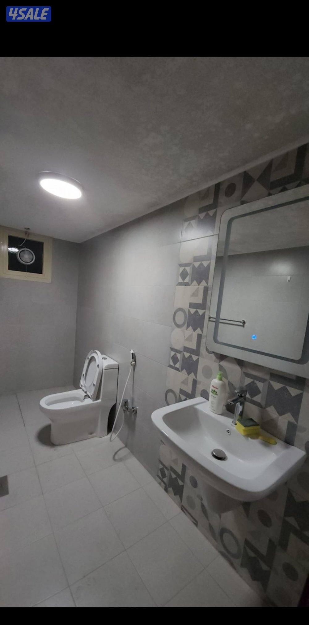 للإيجار شقة كبيرة حطين & شقق رميثية فنيطيس بيت صباح السالم القصور5