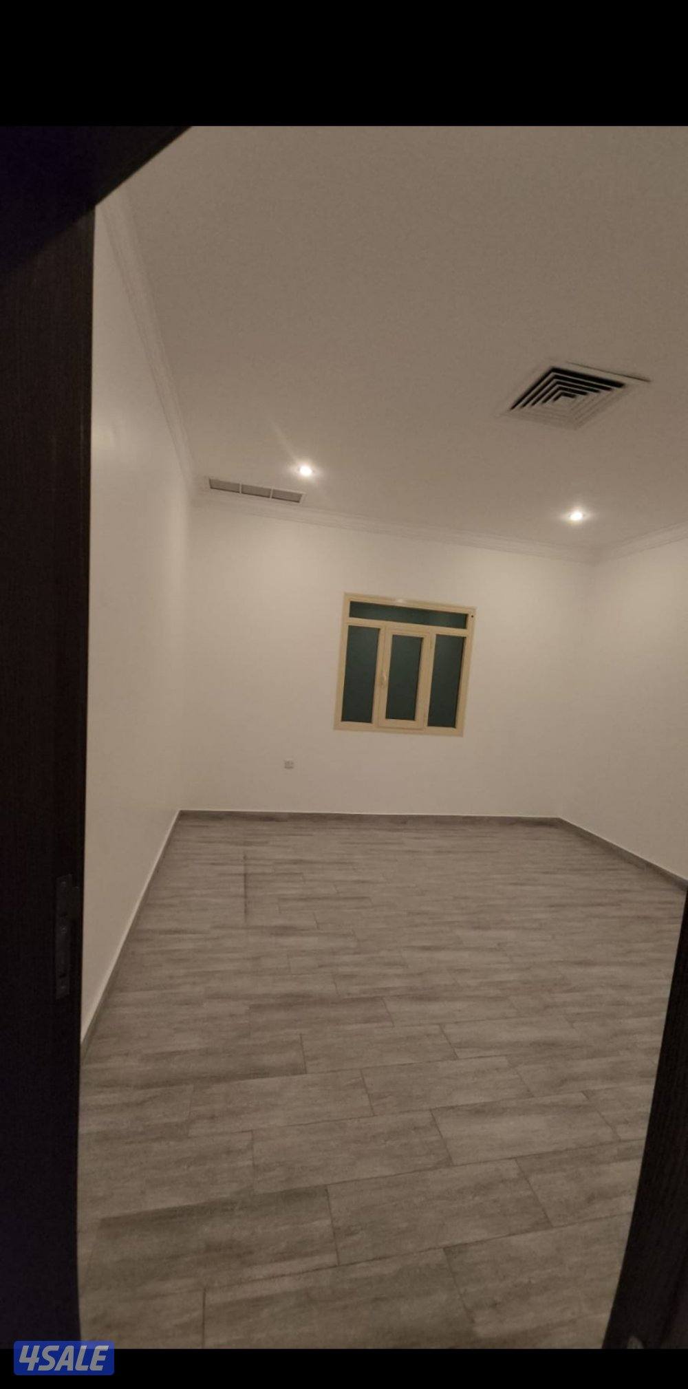 للإيجار شقة كبيرة حطين & شقق رميثية فنيطيس بيت صباح السالم القصور7