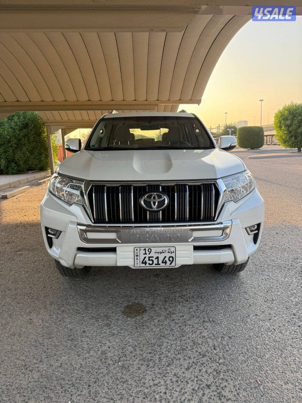 برادو TXL الساير 2022 بحاله الوكاله عداد 147 الف1